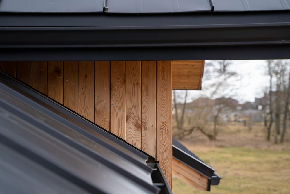 Pros and Cons of Hardie Board Siding